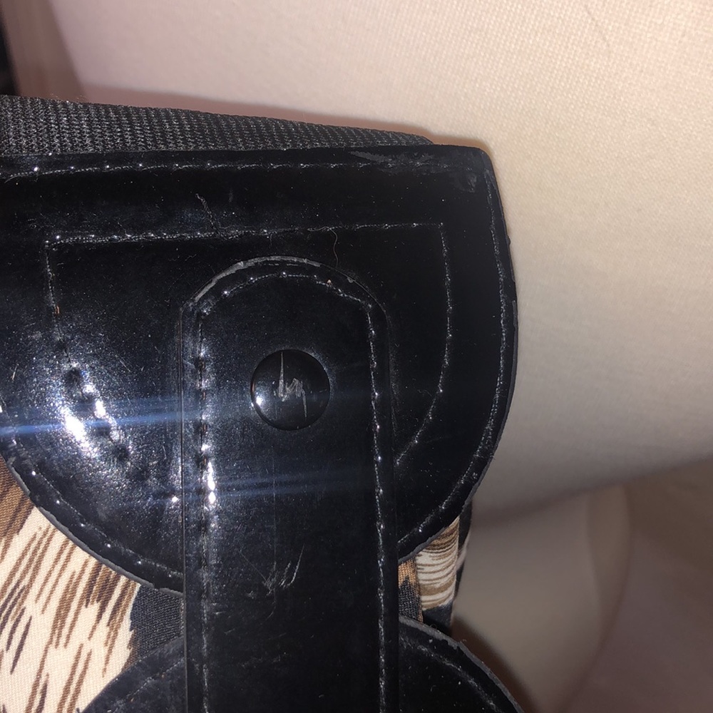 Windsor Cheetah Print Pencil Skirt with black belt - Picture 5 of 5